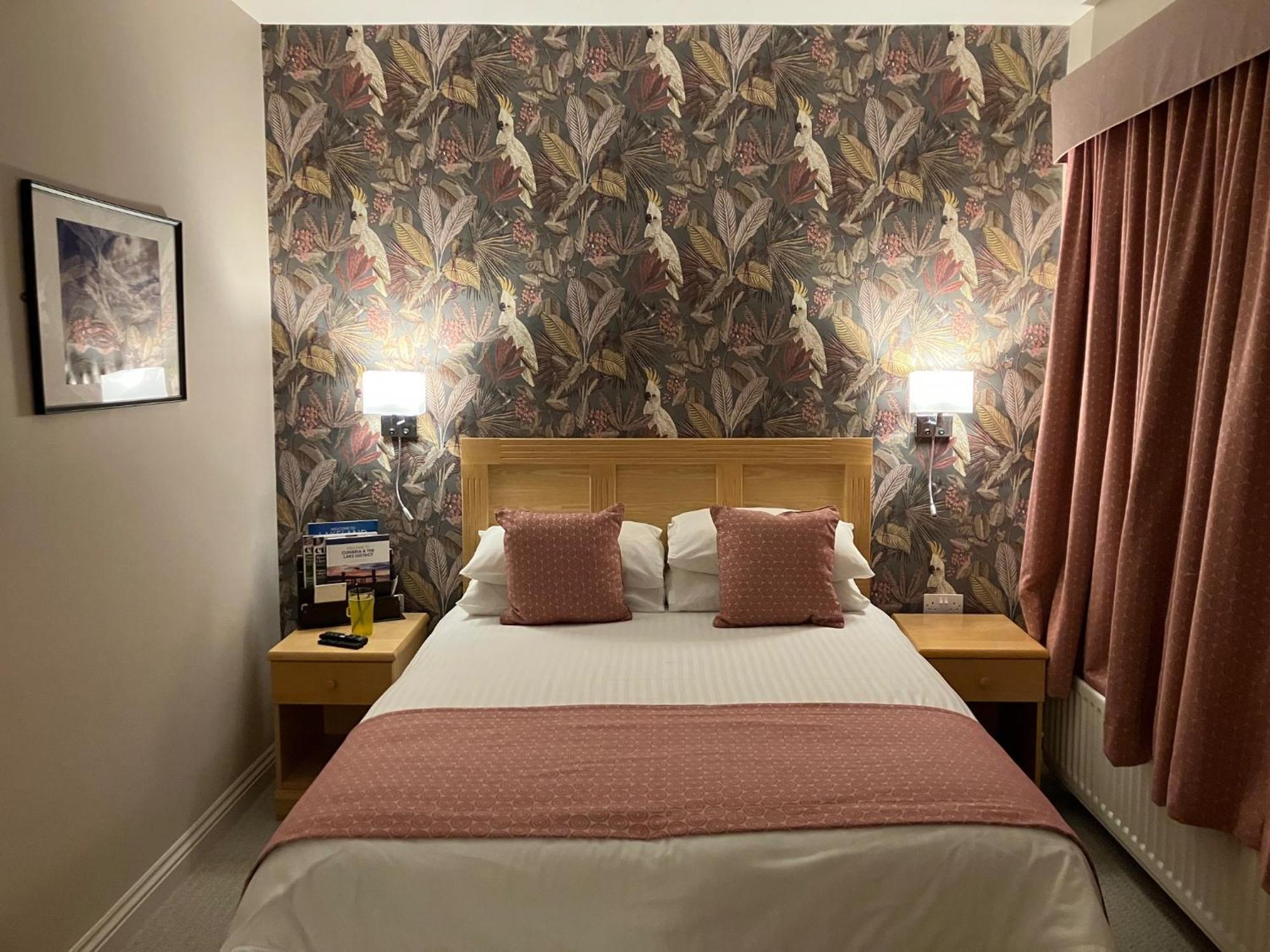 Washington And Sleepwell Hotel Workington